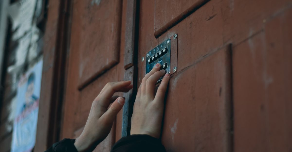 The Most Common Reasons Queens Residents Call a Locksmith — High Line Access Control Locksmith
