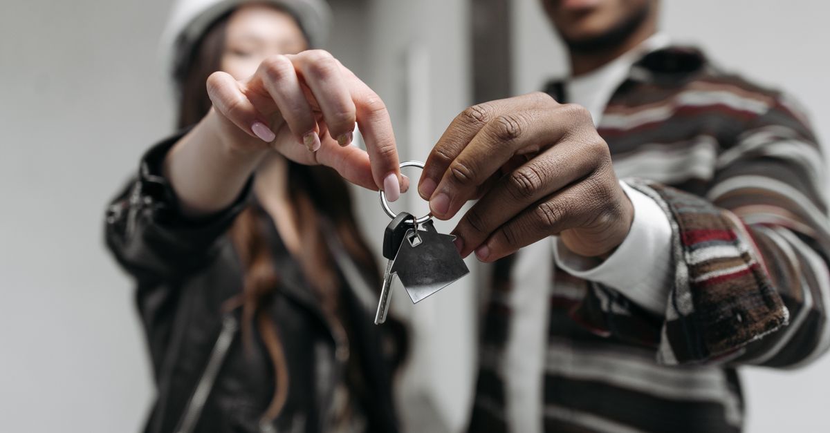 What It Costs to Replace Car Keys Without Going to the Dealer — High Line Access Control Locksmith